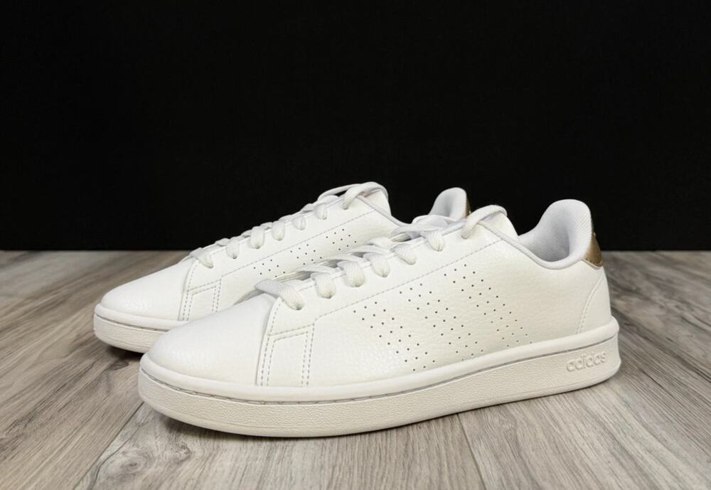 adidas Advantage White Metallic Gold GW4845 Womens Size 8 Sneakers NEW